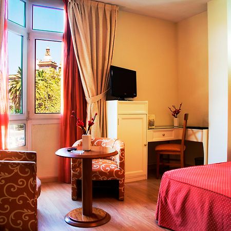 Hotel Pasarela Sevilla Dış mekan fotoğraf
