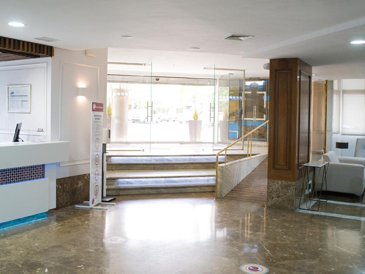 Hotel Pasarela Sevilla Dış mekan fotoğraf