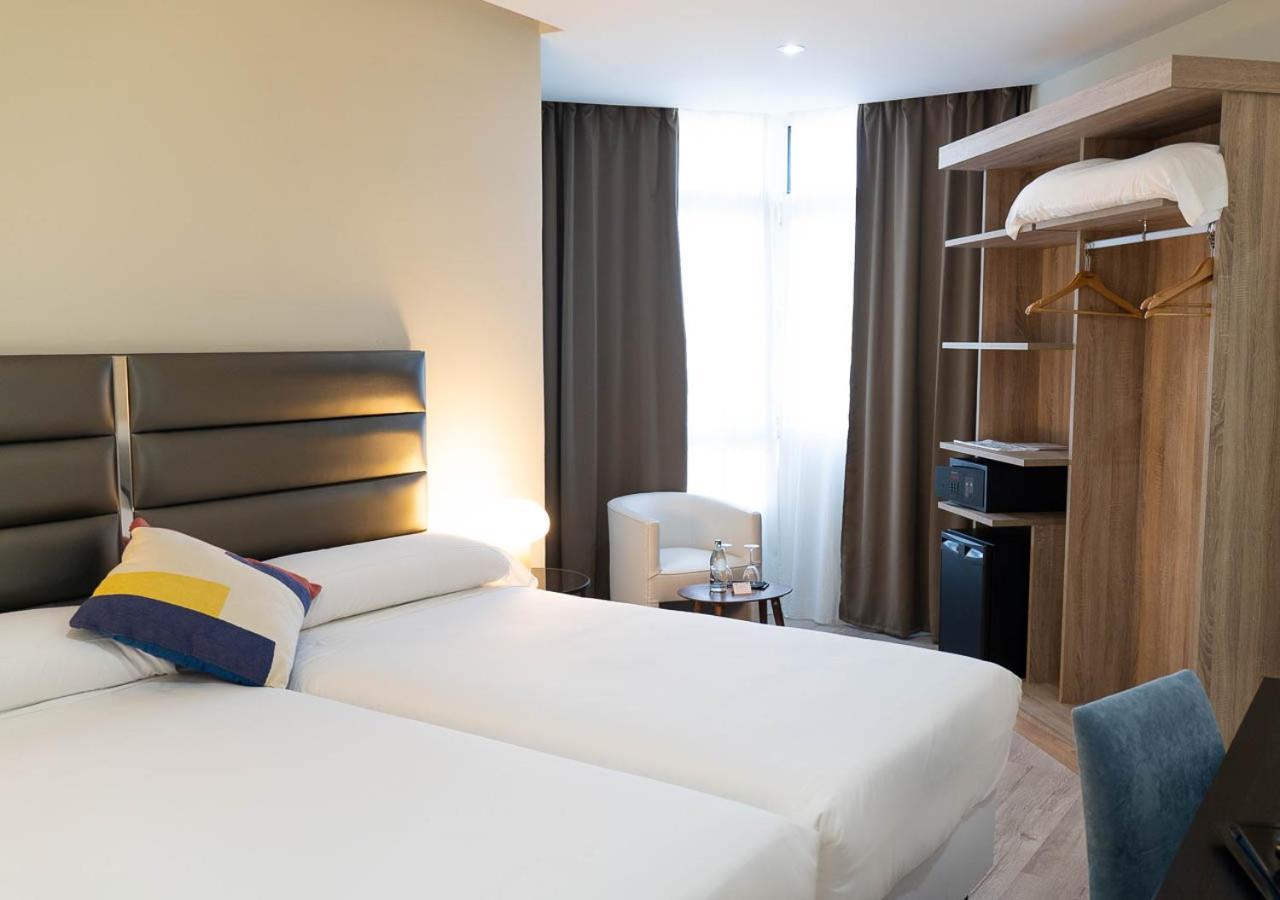 Hotel Pasarela Sevilla Dış mekan fotoğraf